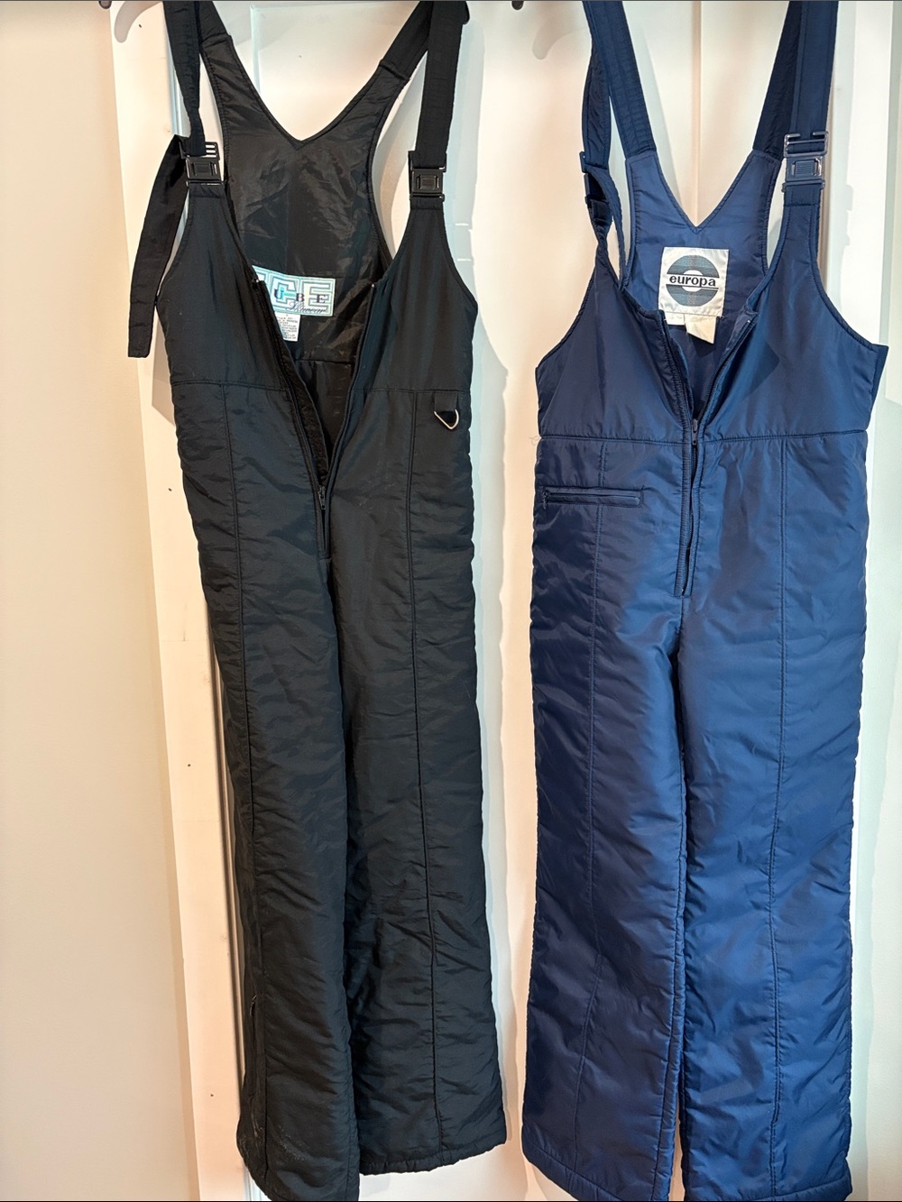 Women’s Insulated Snow Bibs - Blue & Black